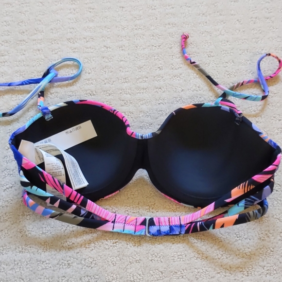 Hollister bikini top 34B - Picture 5 of 7